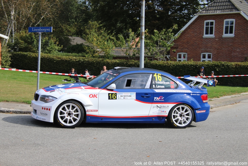 Det startede så godt for Team Hyllinge Racing
(Foto: Allan POST)